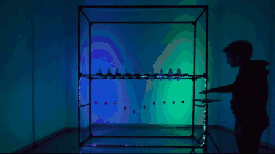 体感互动装置|"动态雕塑"取代伴侣和宠物,演示"陪伴"这件小事