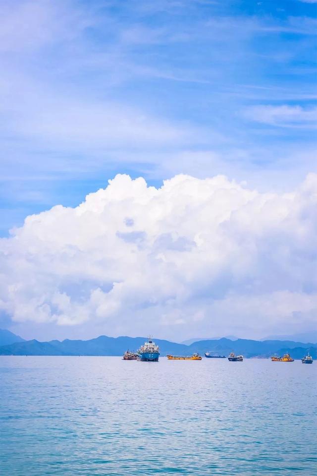 动漫般的蓝天大海 -- 日系风村庄 -/ /藏着不为人知的浪漫美景这个