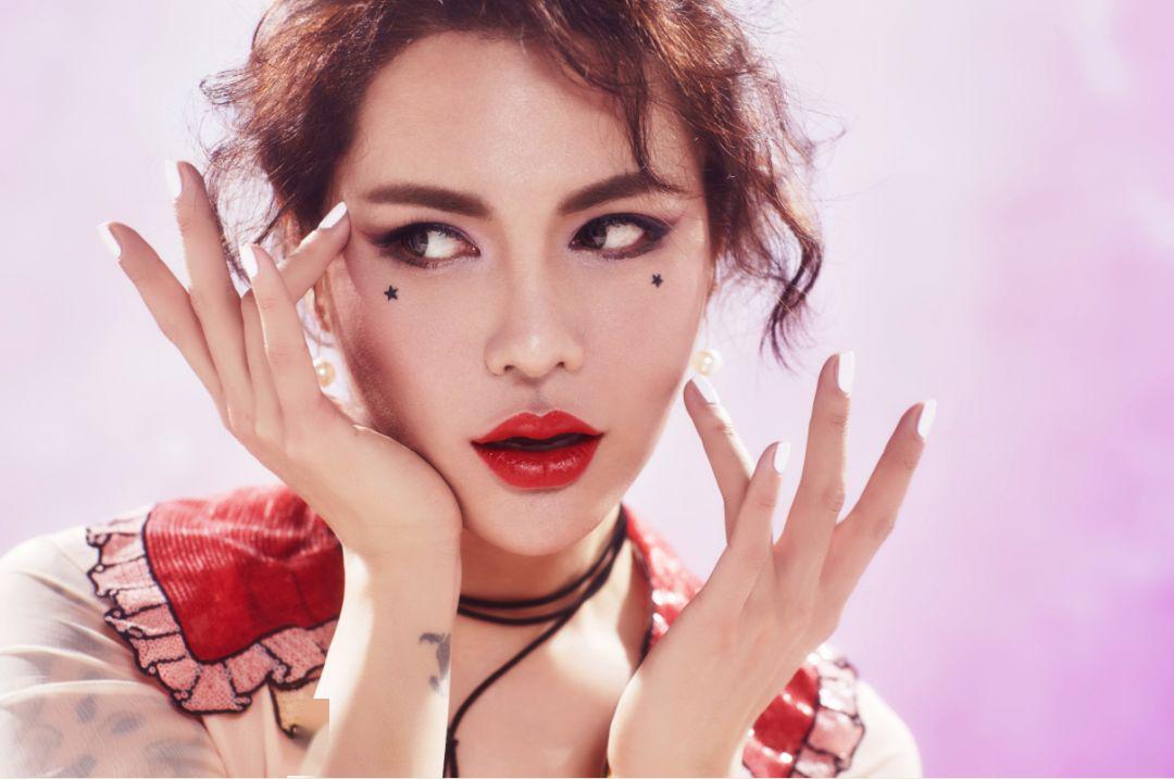 妖姬出装——刘婉君