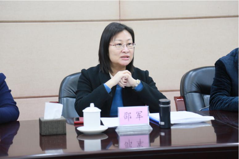 副市长邵军在交流座谈会上讲话随后,调研组一行前往市省级职教城实地