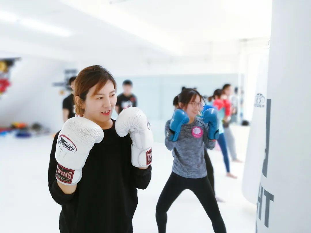 回顾丨好看小巅峰拳击体验课