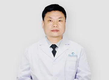 业务副院长及巴南区外科学科带头人,曾在新桥医院研修肝胆外科及微创