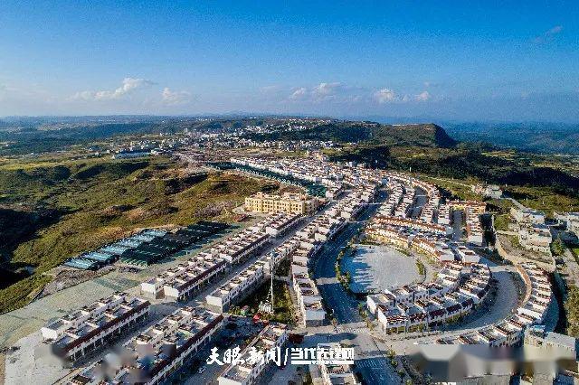 2016年9月,平塘县大塘镇被列为全省20个极贫乡(镇)之一.