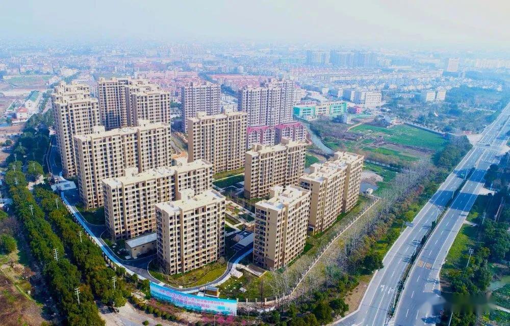 一把手访谈决胜全面小康标杆镇奋力实现新仓再崛起访新仓镇党委书记