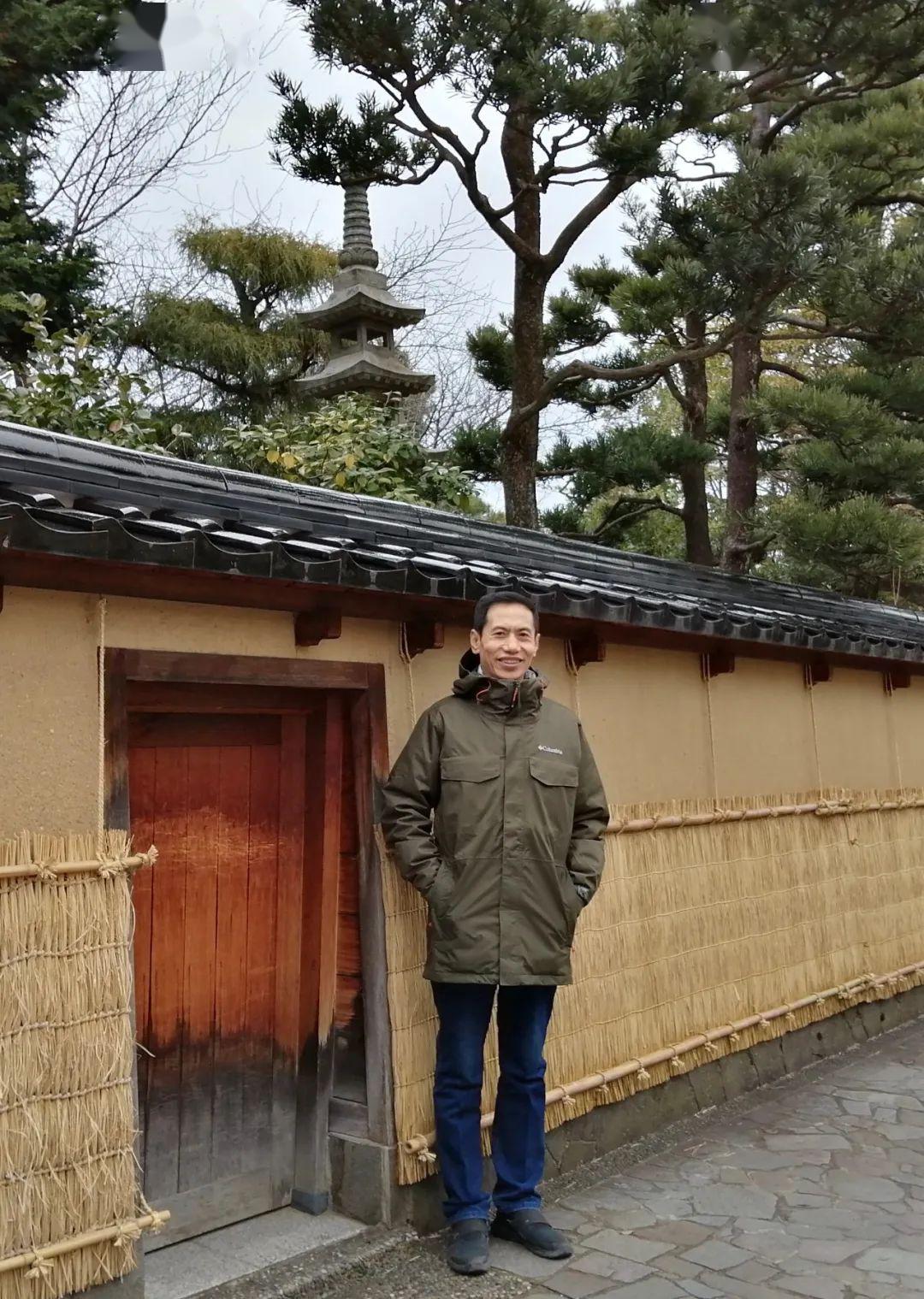 诵读者:李彦波,宝鸡市图书馆馆员,有声语言业余爱好者,阅读推广人