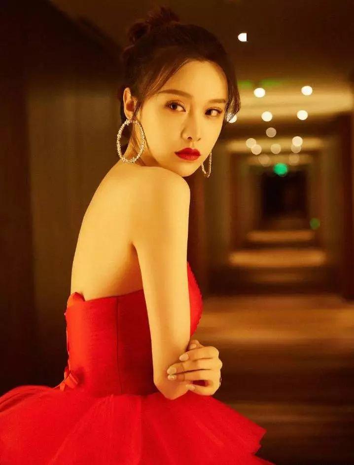 妖姬出装——刘婉君