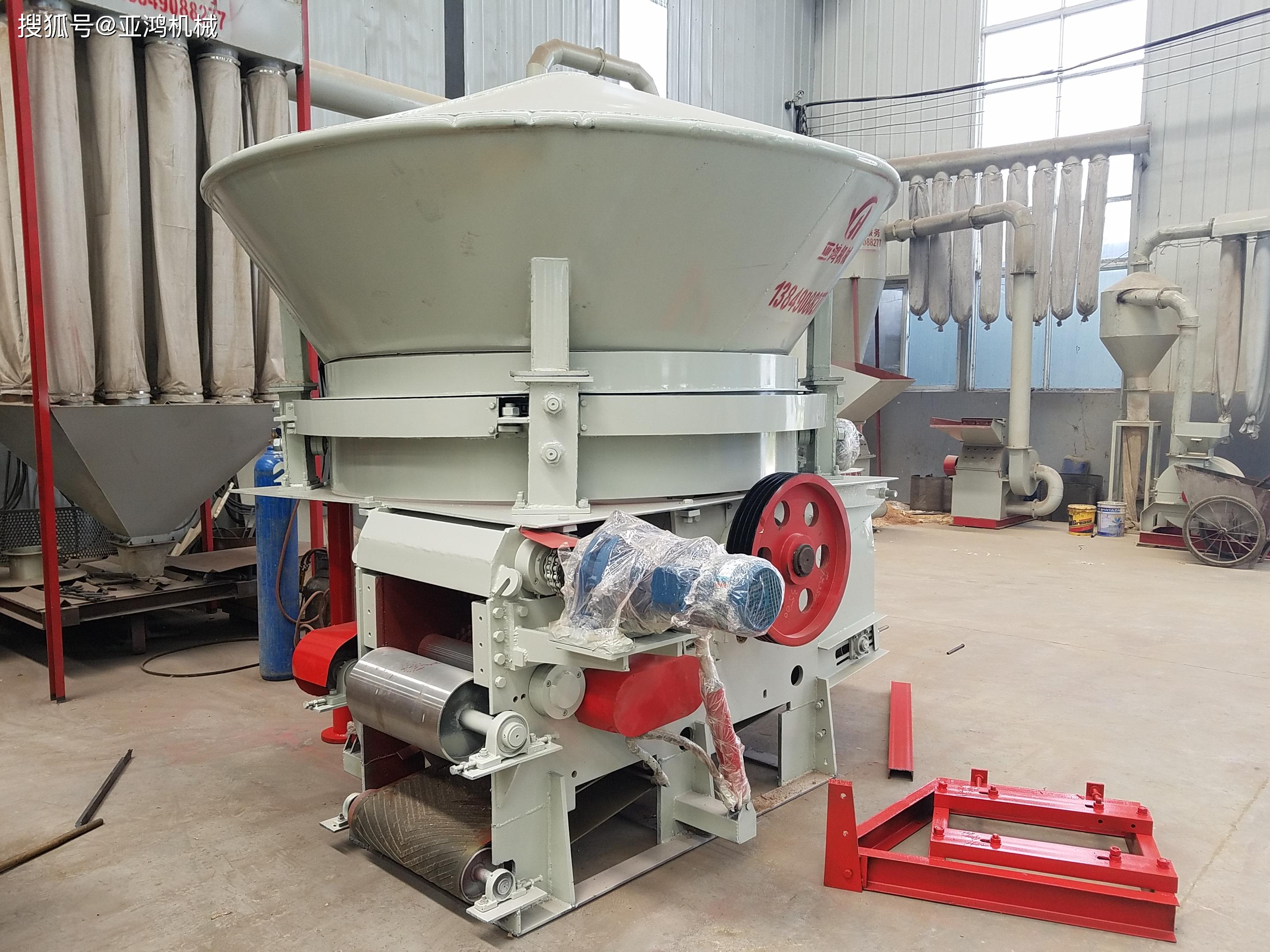 树墩破碎机啮合式刀片时应该留意哪些方面呢