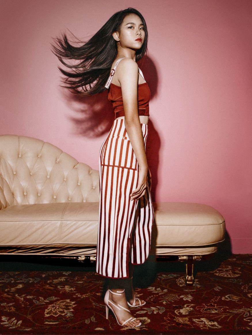 妖姬出装——刘婉君