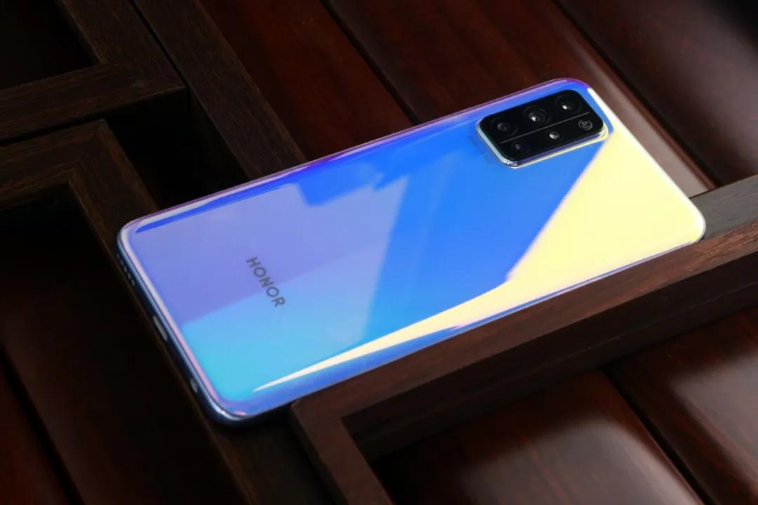 终究春来燕归时荣耀30s全评析