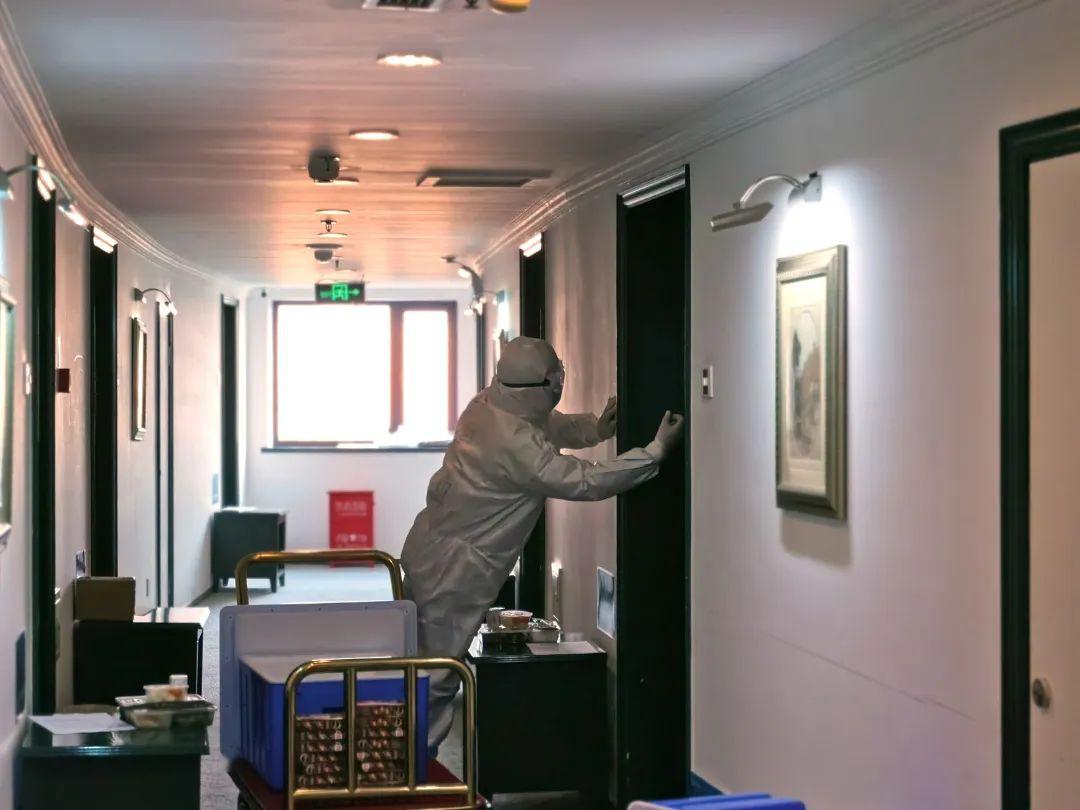 京能集团丨扫榻相迎温馨周到为记录战疫的英雄们接风洗尘