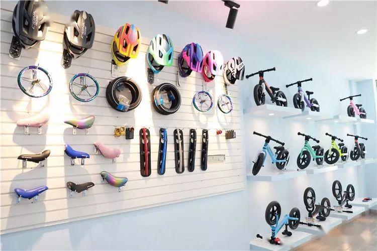 含山这家儿童训练馆向抗疫人员子女提供免费平衡车轮滑课程