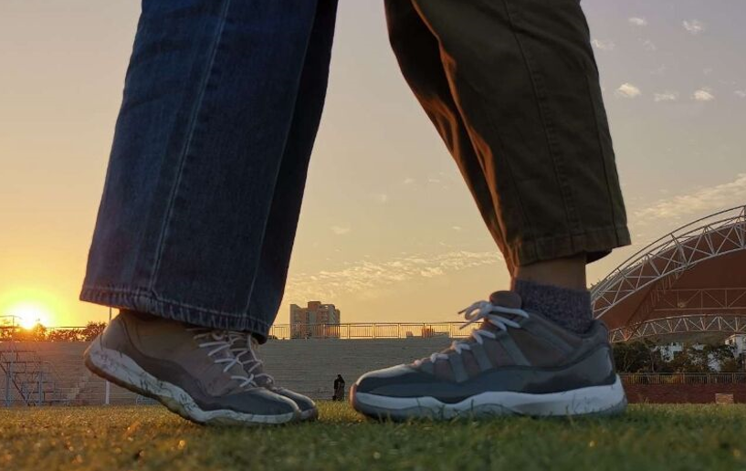 airjordan11low酷灰麂皮材质细节赏析该如何穿搭呢