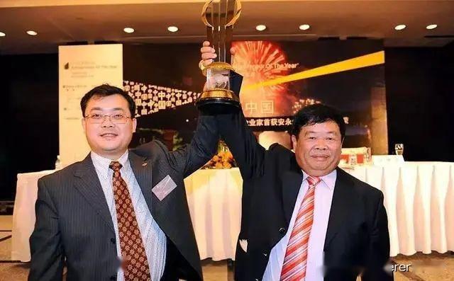 从荣获奥斯卡到捐款120亿曹德旺我最得意的是孩子不怕吃苦