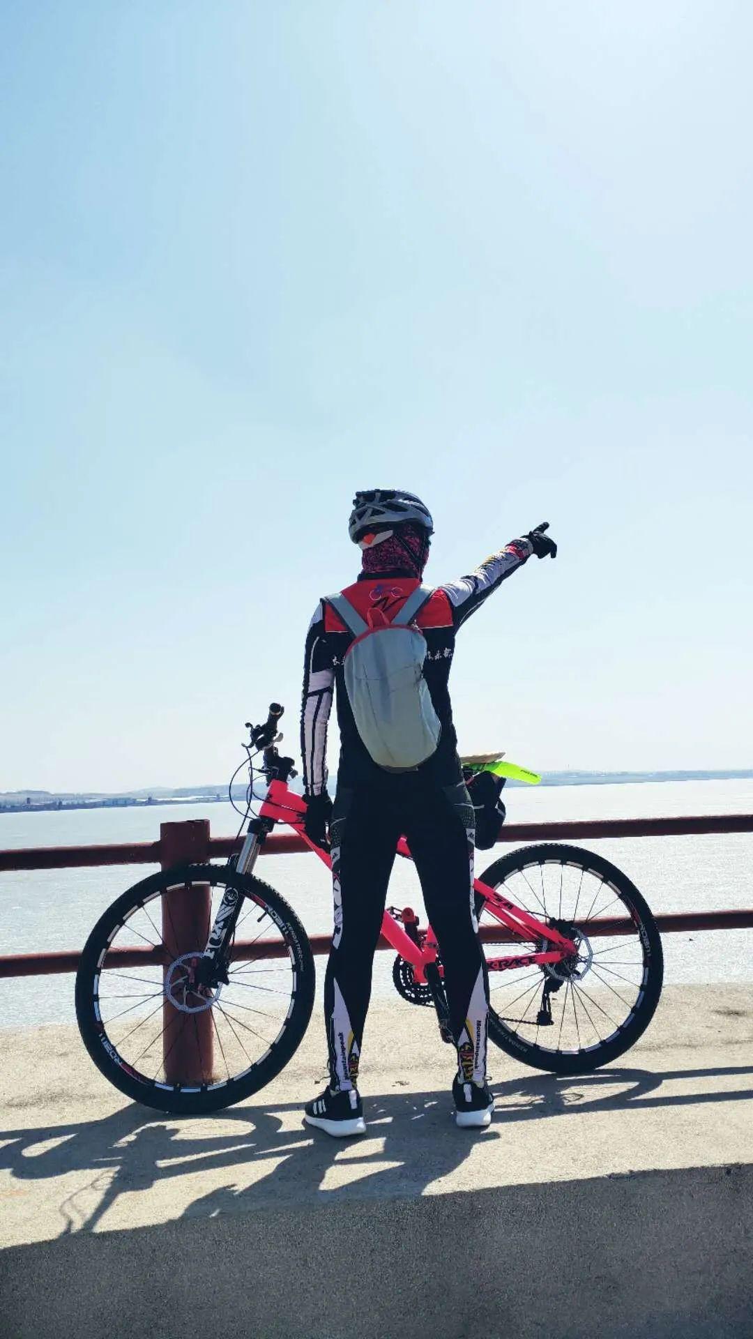 看背影谁能辩我是雌雄?