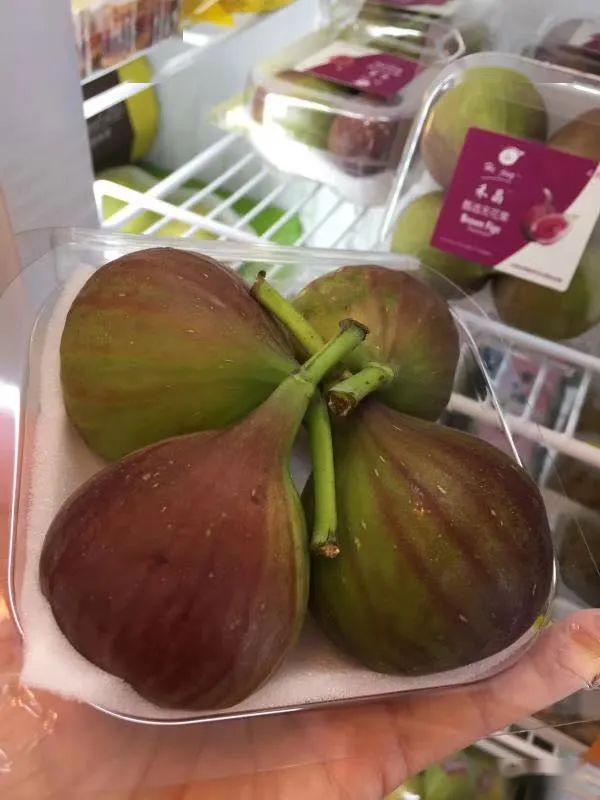 猴奇异果礼盒28元/盒(12-14只)山竹45元3斤红颜草莓礼盒58元/盒(2斤)