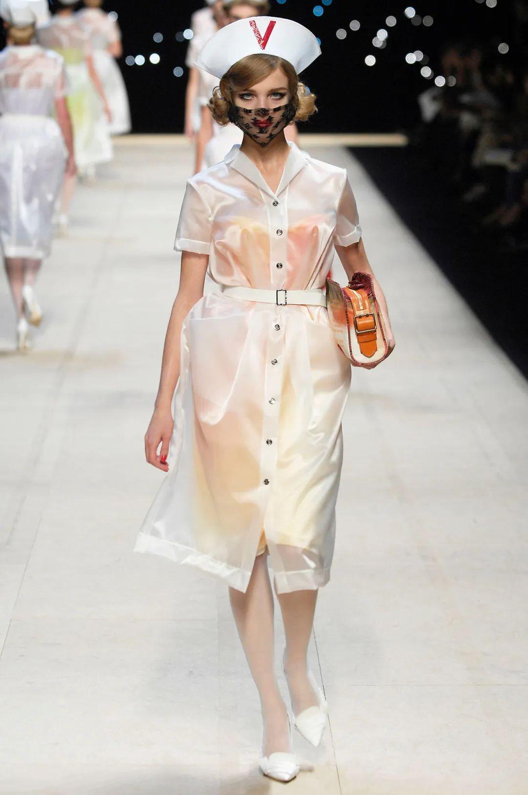 不穿个塑料都不好意思说自己懂时尚pvctpu特殊材质面料