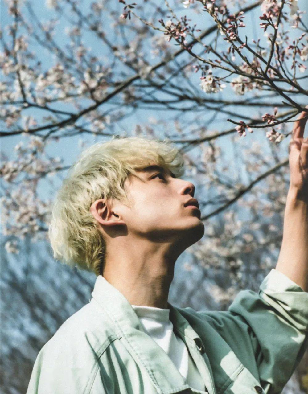 这位盐系男子是男生第一拍照范本