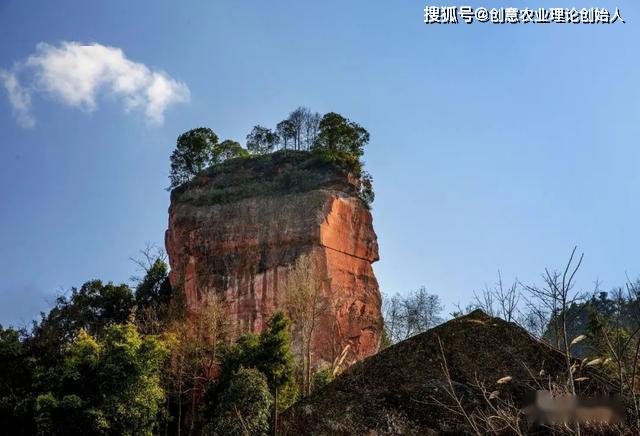 创意学人全球头条推荐丨屏山环崖丹霞国家地质公园新宠