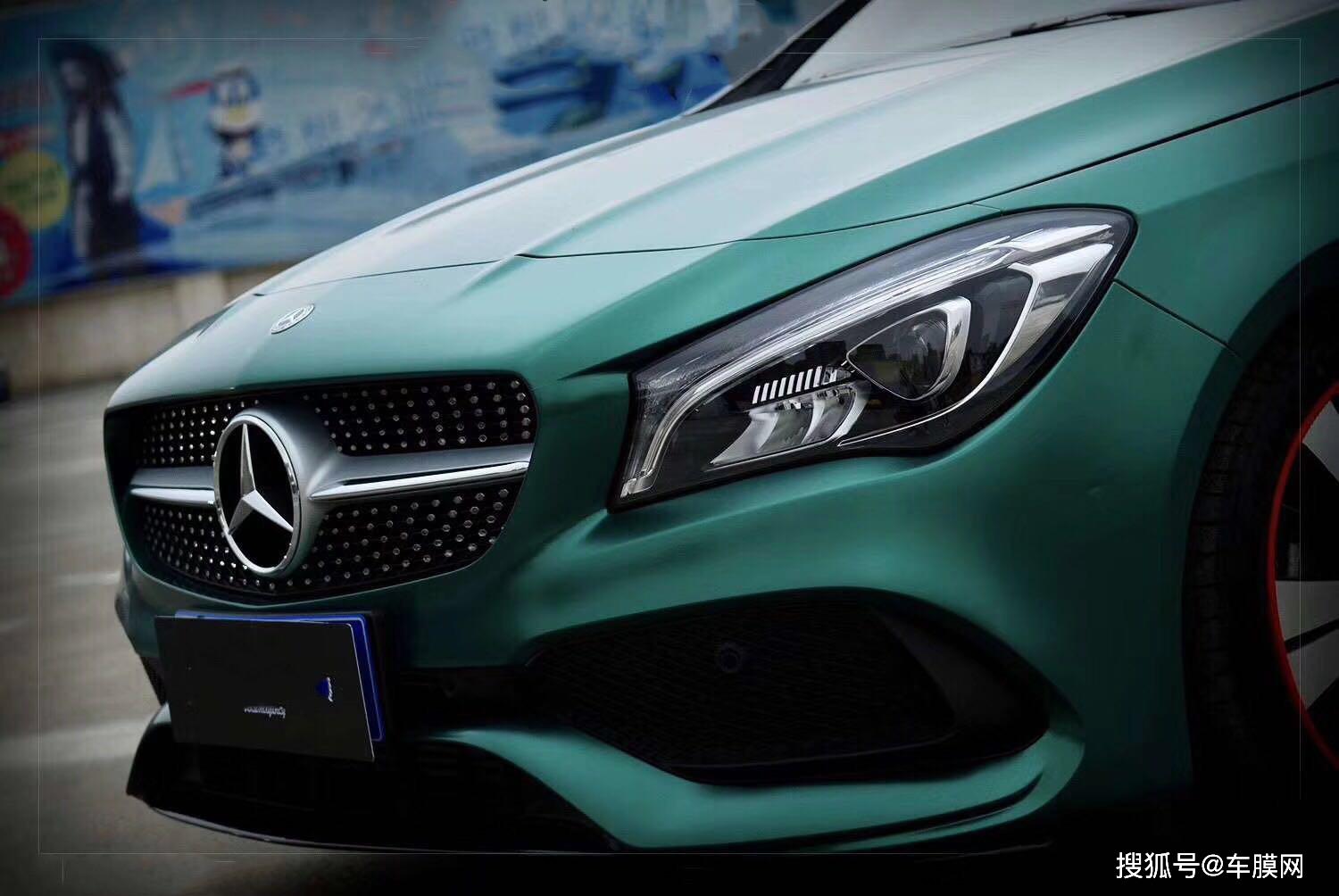 奔驰cla祖母绿贴膜改色效果图