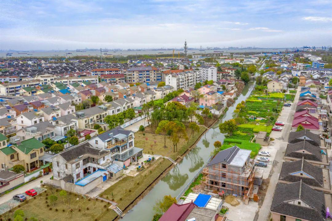 千村美居灵在碧溪刷屏18组海报拼出首季开门红