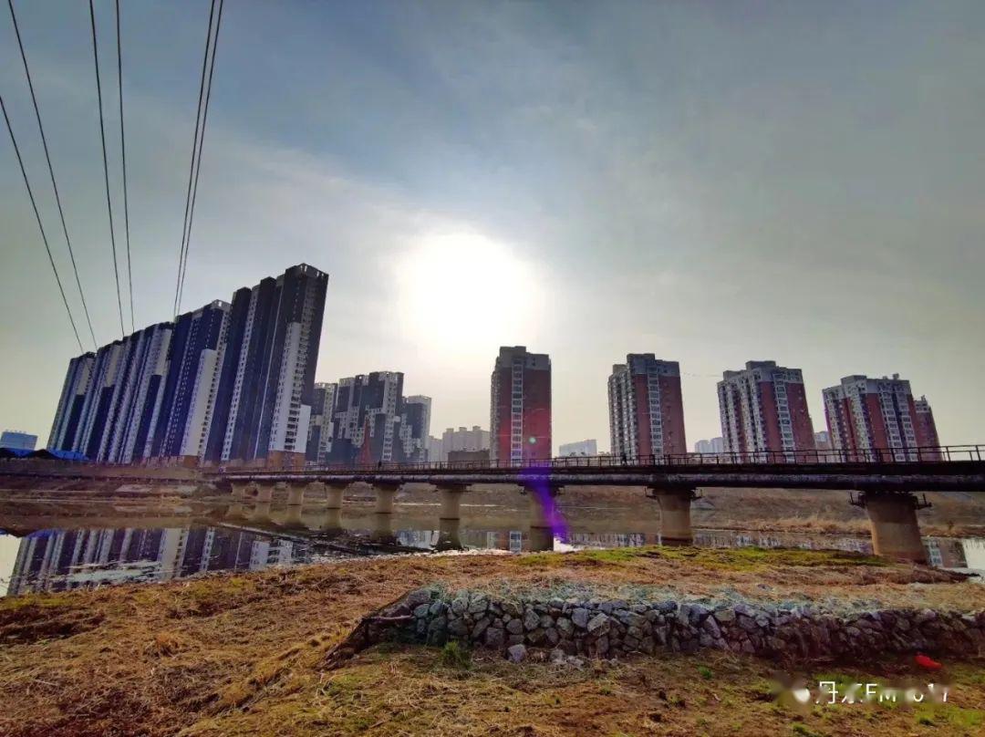 丹东天气又是北风天晴蓝昼暖夜寒