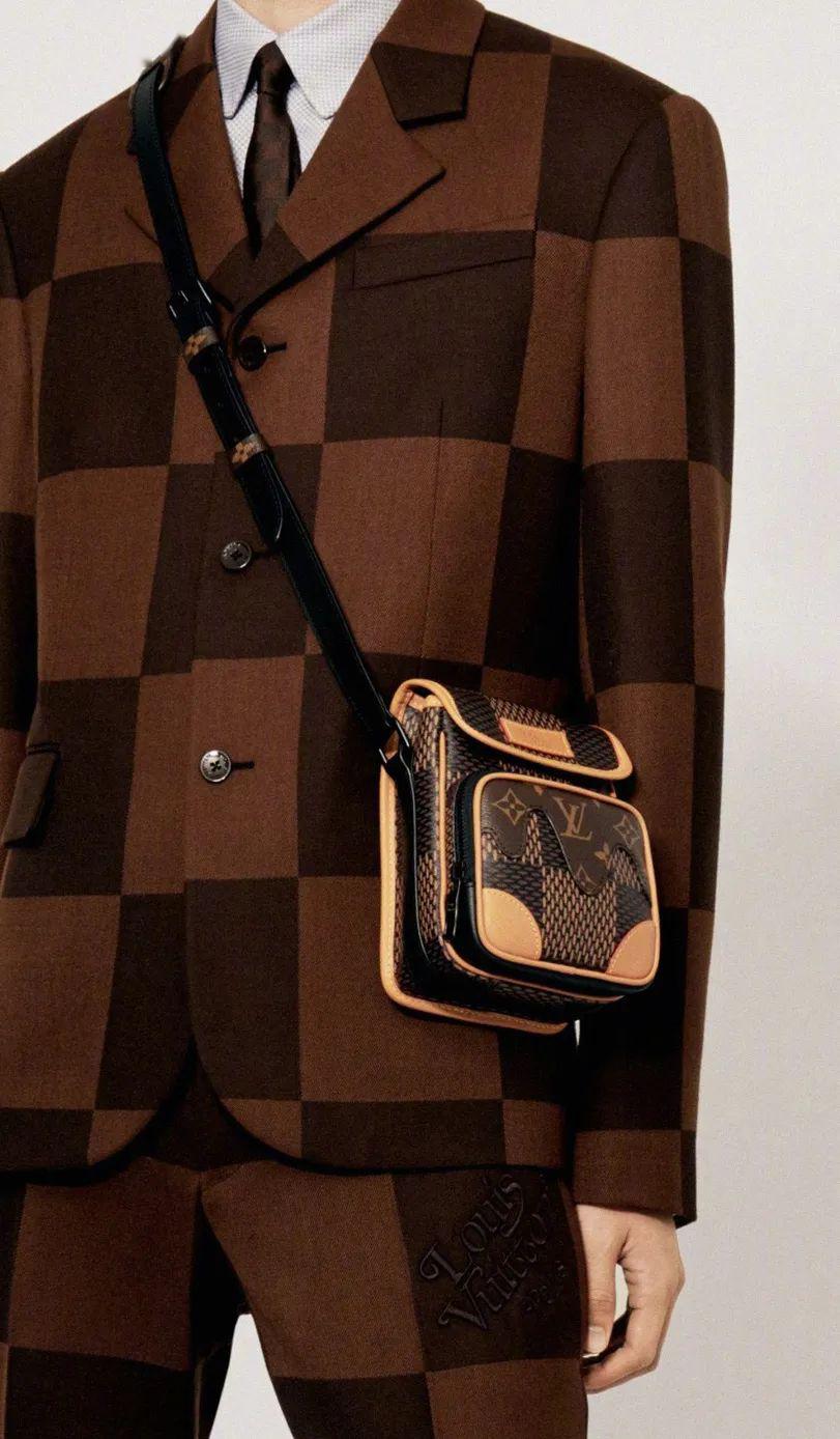 lv联名日本nigo推出lv2这就是潮牌奢侈品的完美教科书