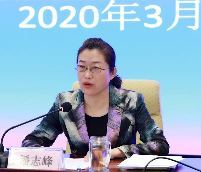 潘志峰指出,各级普查机构和普查人员要提高政治站位,充分认识做好"七