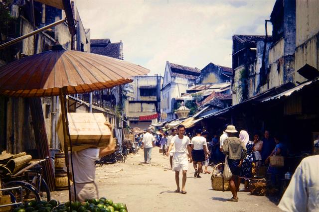 1960年的马来西亚老照片:一片欣欣向荣的景象