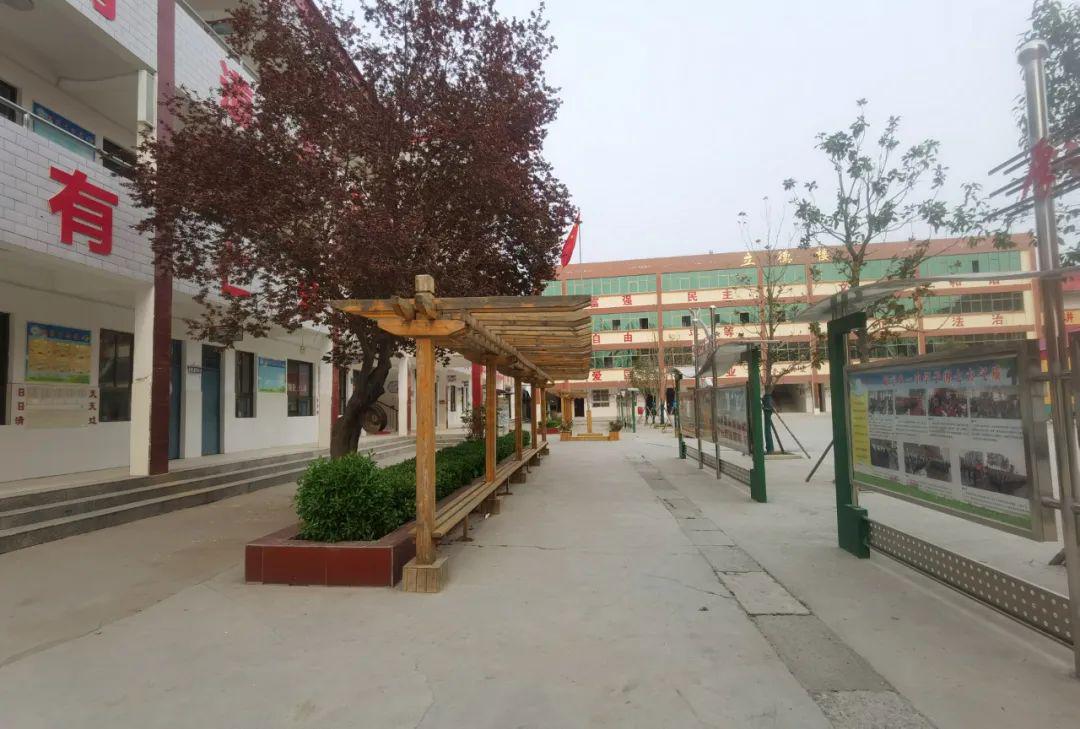 春天的城关乡第一中学,等你回来!