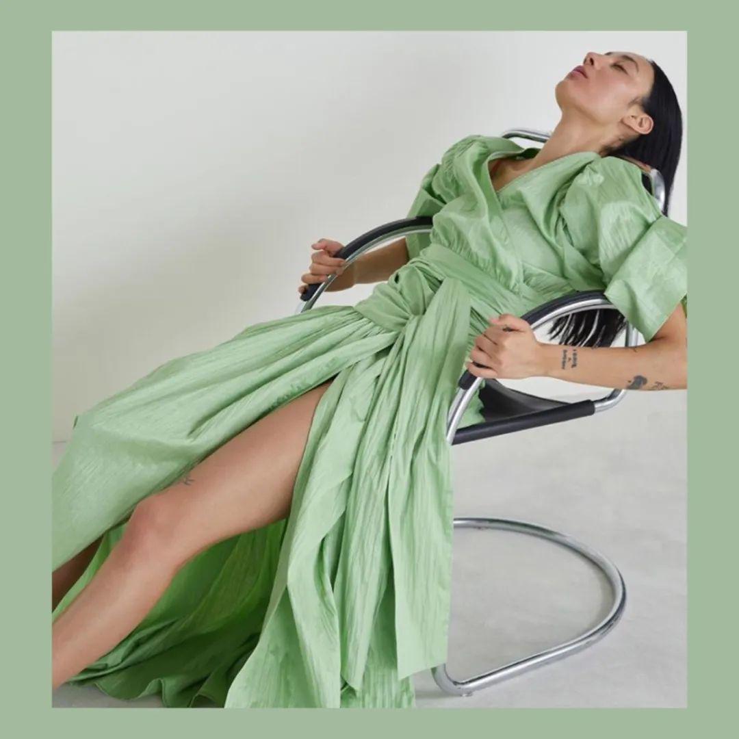 你 | 这个春天请穿绿色吧!_sage