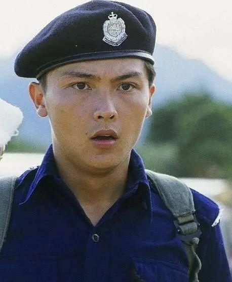 《机场特警》阿sir曾和周星驰同期 如今翻身做型男满足现状_关礼杰