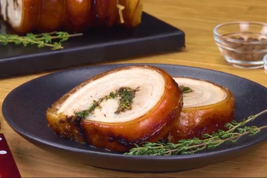 罗马式百里香五花烤肉