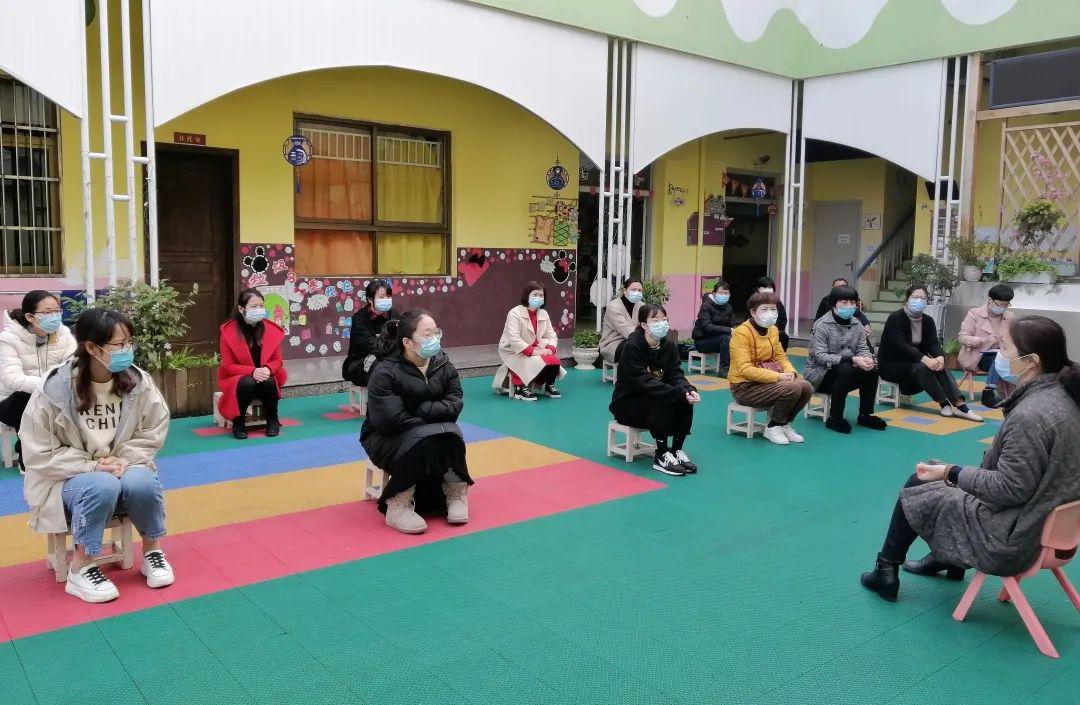 等你在春暖花开时绿苗幼儿园备战开学全园在行动