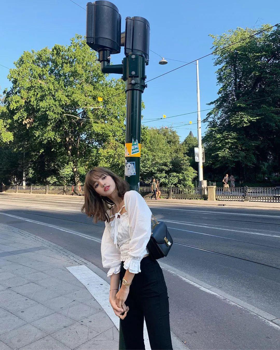 可盐可甜可辣,lisa这个女孩子也太招人喜欢了吧!