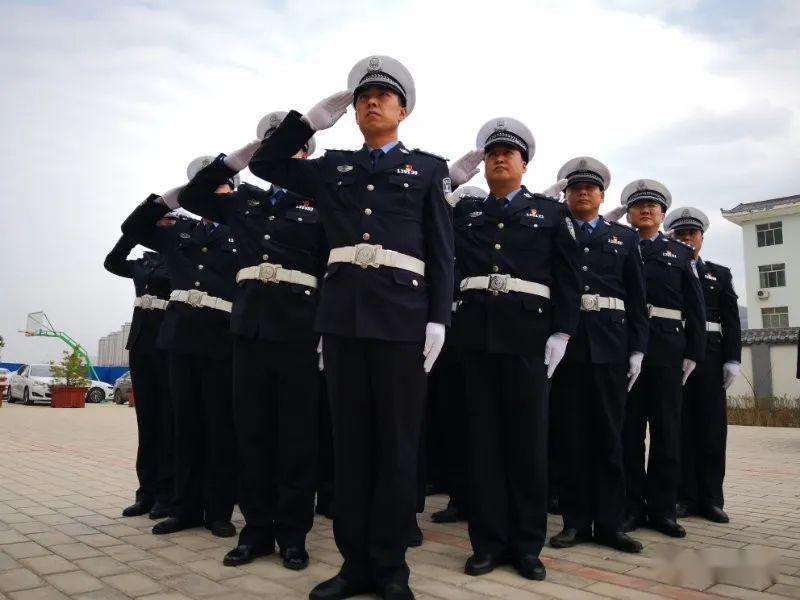 练精兵凝警心强作风树形象泾川县公安局举办全警实战大练兵春训队列