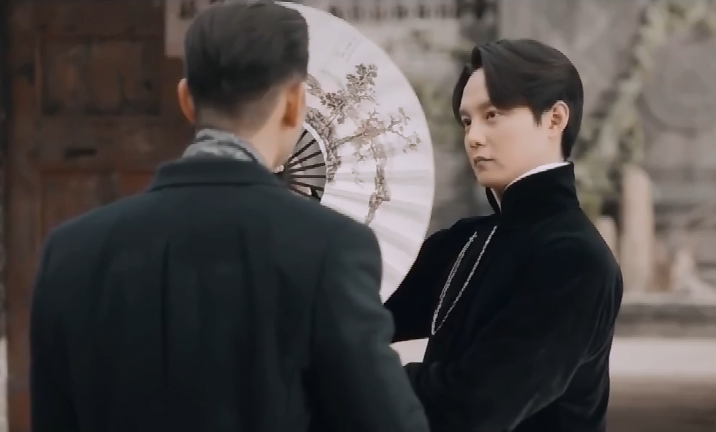 原创海棠红商细蕊程凤台面对面傻笑网友磕出初恋感真香