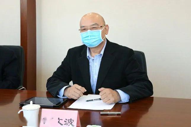 中国五矿集团董事长唐复平一行到钢协交流