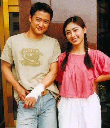 她是吴京唯一的绯闻女友和张铁林同居多年分手后低调嫁给大23岁丈夫