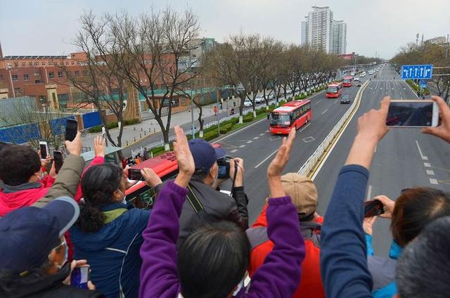 摄影: 刘君勉 蔡俊 景一鸣 王雅贤 和冠欣等诗文