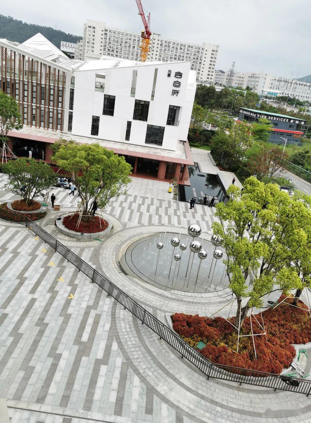 喷泉广场·实景昨日图腾镜亲临现场体验广场喷泉及水景完美张放