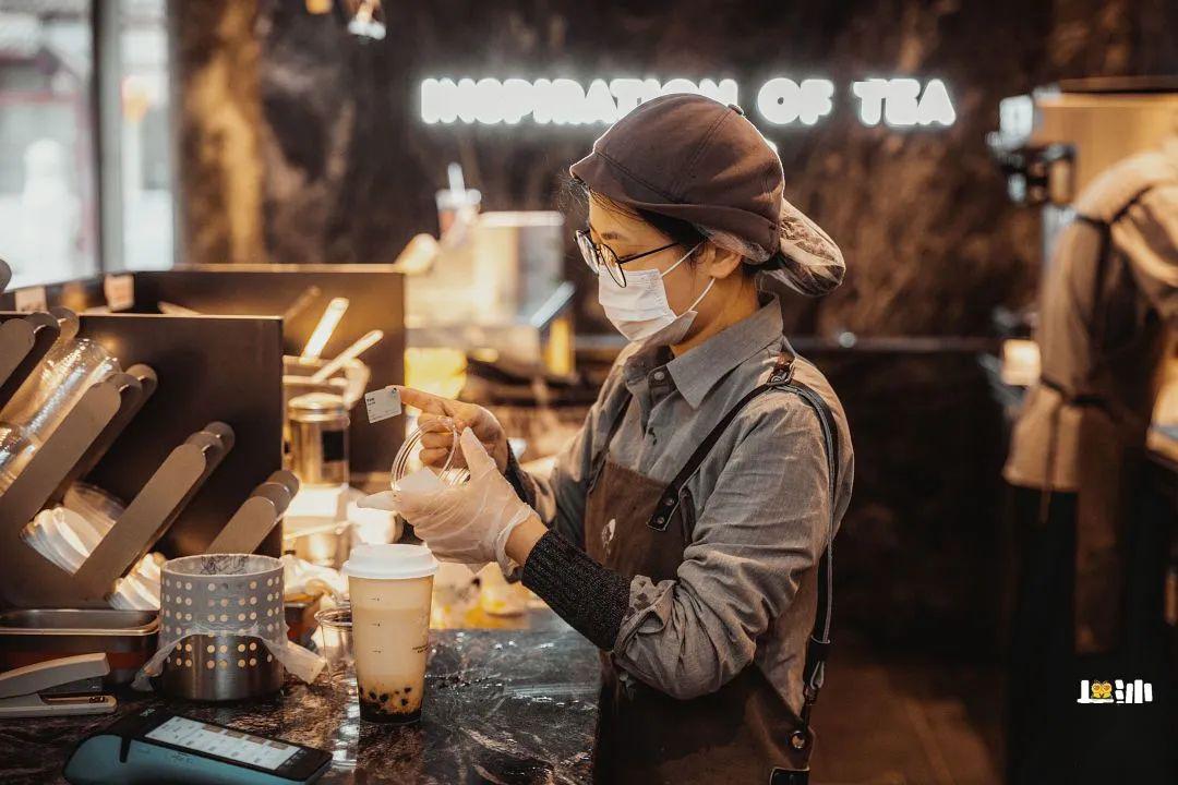 愚人节在喜茶下了个单,居然收到这些?