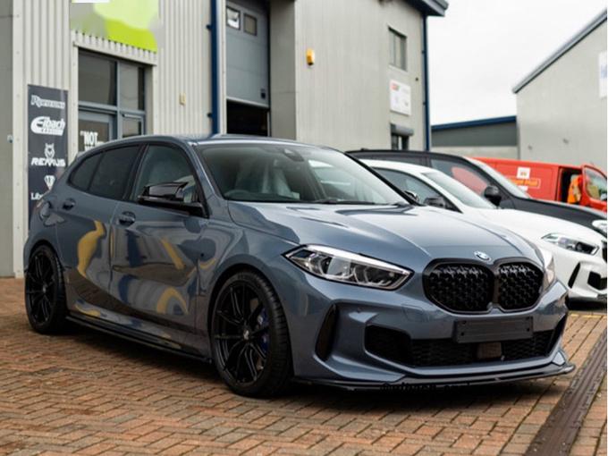 宝马全新m135i到店实拍三厢性能版有望国产