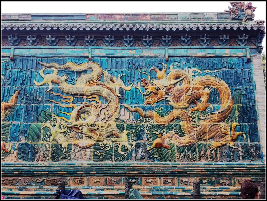 行走山西六大同善化古寺之1五龙壁善化寺山门