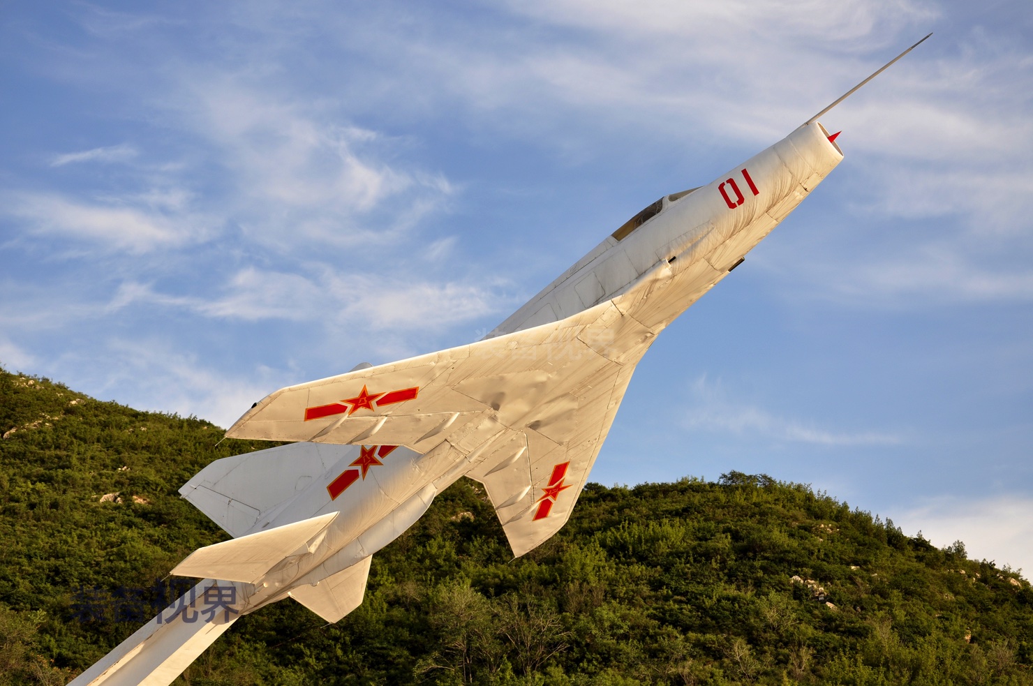 实拍空中李向阳,中国空军歼-12战斗机,最小的超音速战斗机_国产