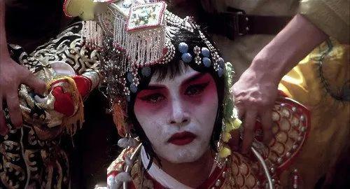 一岁一哭荣我们为何还在怀念张国荣