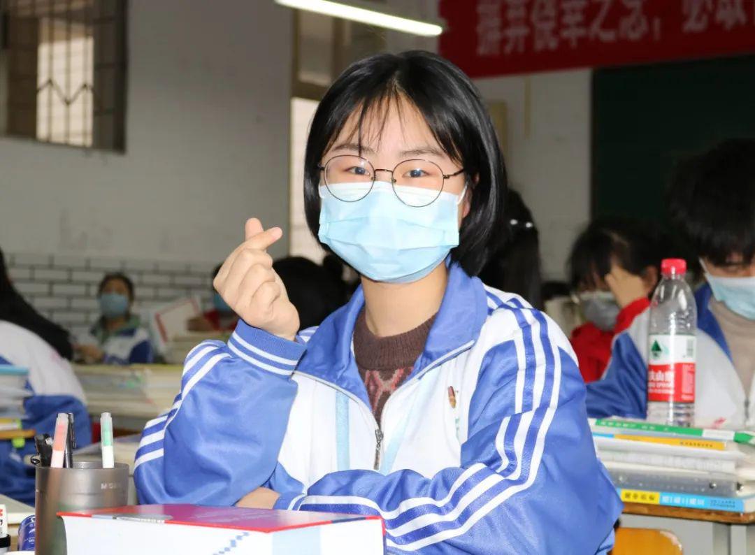 开学啦直击隆昌高三开学复课首日