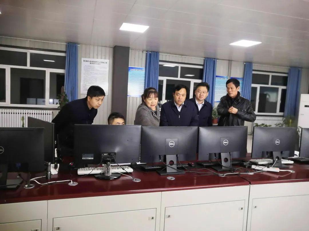 肃州区住房和城乡建设局局长李成平一行莅临春光热力公司检查指导工作