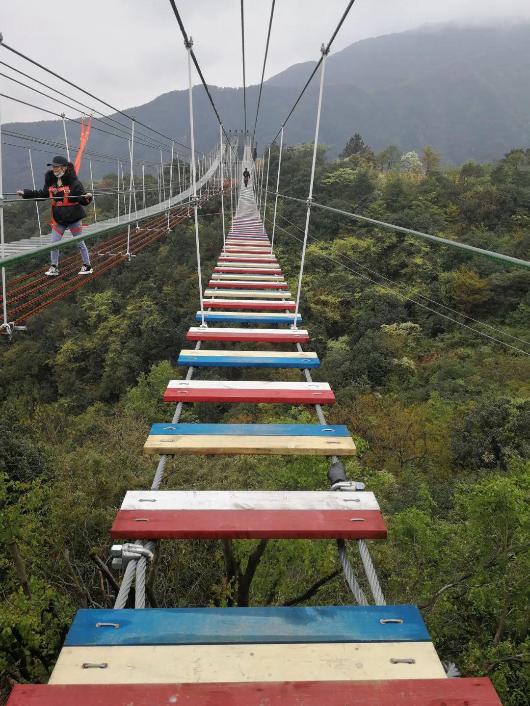 云顶山草上世界图片