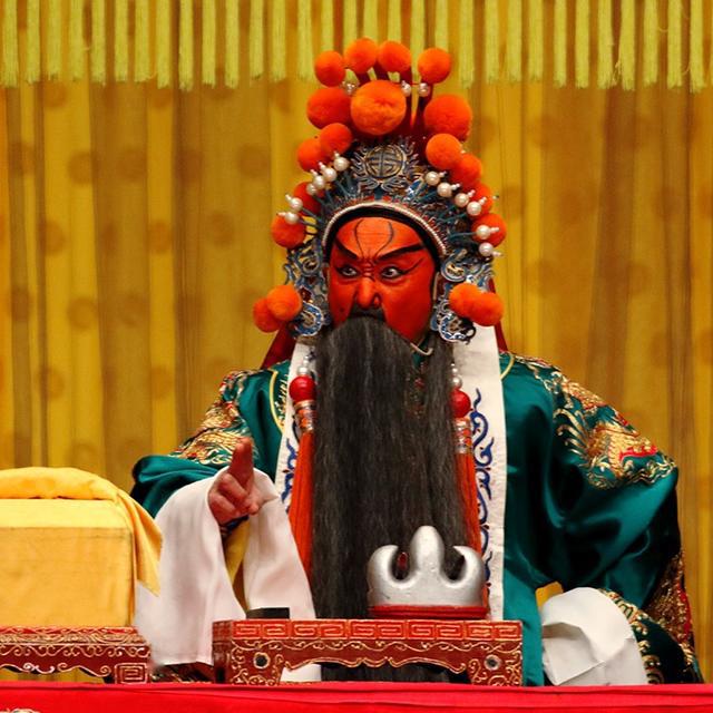 八旬老艺术家演出京剧单刀会