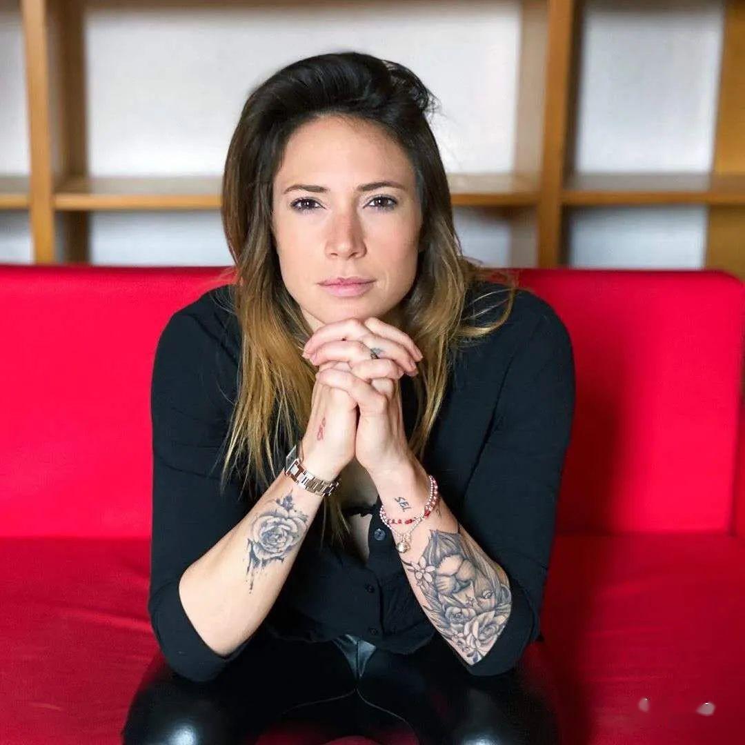 蓝黑简报41没有比赛的日子里孔蒂都在做些什么